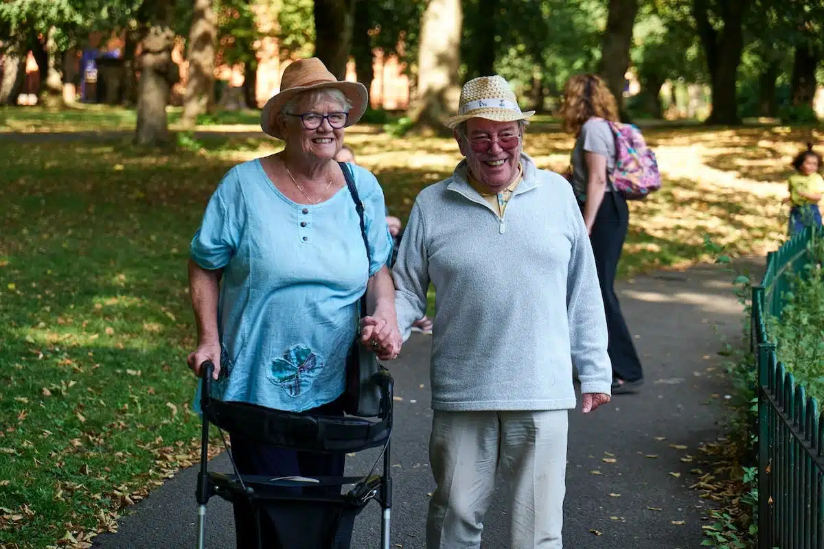 Conseils pratiques pour des vacances adaptées aux seniors