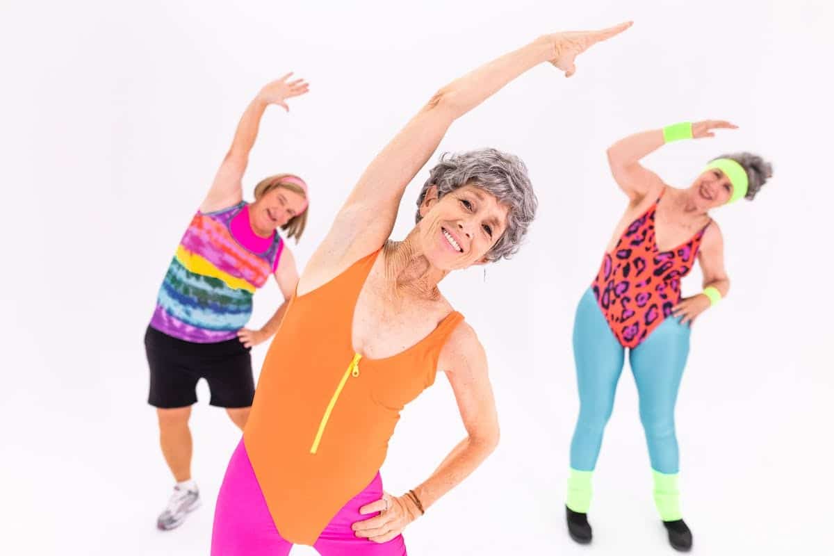 Rester Actif et en Forme Après la Soixantaine : Guide Complet pour une Vie Saine et Énergique