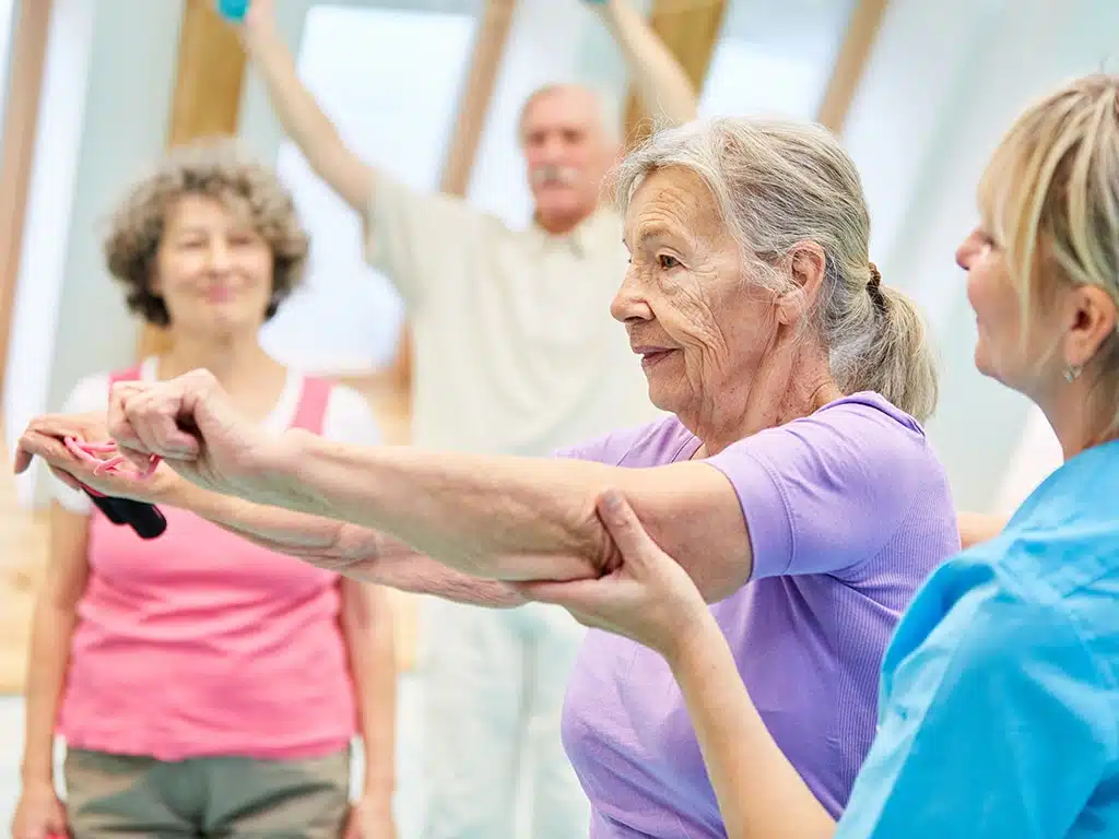 Comment motiver une personne âgée à rester active